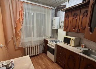 Аренда 2-комнатной квартиры, 44 м2, Дзержинск, улица Строителей, 10А