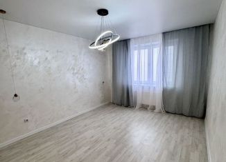 Продаю 2-ком. квартиру, 63.5 м2, Калуга, Минская улица, 24