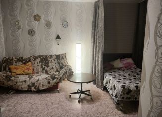 Продаю 1-ком. квартиру, 31.9 м2, деревня Кисловка, улица Анны Ахматовой, 1/2