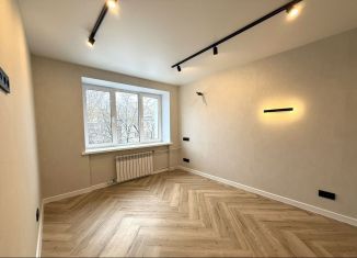Продам трехкомнатную квартиру, 61 м2, Нижегородская область, улица Искры, 17