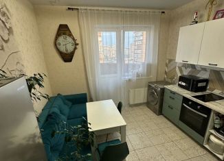 Продам 2-комнатную квартиру, 66.6 м2, Краснодар, улица Архитектора Петина, 16, ЖК Екатеринодар