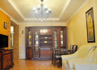 Сдача в аренду 2-ком. квартиры, 79.2 м2, Благовещенск, Красноармейская улица