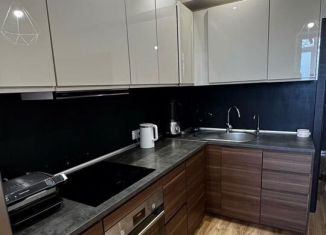 Сдаю в аренду 1-ком. квартиру, 30 м2, Новороссийск, улица Видова, 121Ак1