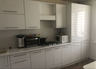 Продаю 3-ком. квартиру, 71.4 м2, Цивильск, улица Гагарина, 37