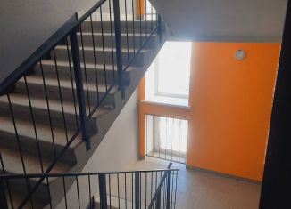 Продается трехкомнатная квартира, 77.3 м2, село Новая Усмань, улица 70 лет Победы, 13