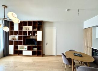 Сдам в аренду 3-ком. квартиру, 70 м2, Москва, Большая Филёвская улица, 4, район Филёвский Парк