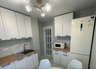 Сдается в аренду 3-комнатная квартира, 70 м2, Москва, улица Коминтерна, 14к2, метро Бабушкинская