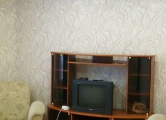 Сдам в аренду однокомнатную квартиру, 40 м2, Тобольск, 7-й микрорайон, 36
