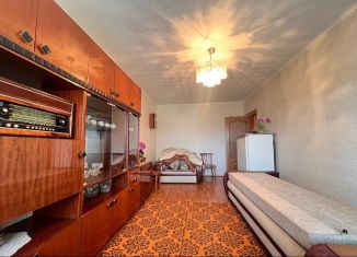 Продается двухкомнатная квартира, 44.3 м2, Азнакаево, улица Хасанова, 10