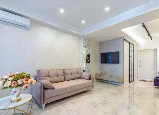 Продается трехкомнатная квартира, 74 м2, Сочи, Гагринская улица, 3/8, микрорайон Светлана