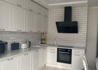 Продажа 1-ком. квартиры, 40 м2, Краснодар, улица им. Героя Яцкова И.В., 15к1, микрорайон Губернский