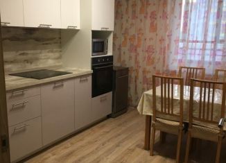 Однокомнатная квартира в аренду, 37 м2, Екатеринбург, улица Павла Шаманова, 5/5, Академический район