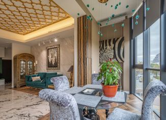 Сдам в аренду четырехкомнатную квартиру, 120 м2, Екатеринбург, улица Горького, 36