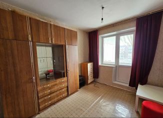 Продам 1-комнатную квартиру, 32 м2, Челябинск, улица 40-летия Победы, 24, Калининский район