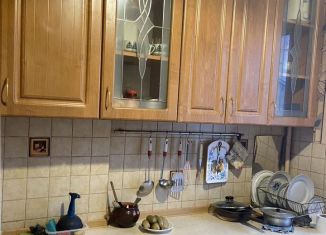 Сдается комната, 18 м2, Санкт-Петербург, 6-я линия Васильевского острова, 1/25, муниципальный округ № 7