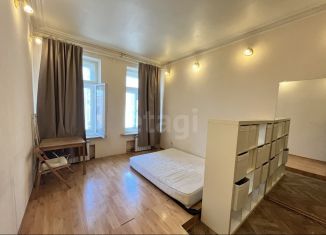 Сдам в аренду комнату, 20 м2, Санкт-Петербург, Каменноостровский проспект, 18