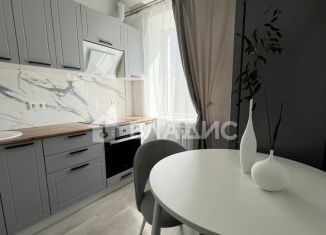 Продам 2-комнатную квартиру, 42 м2, Москва, Красногвардейский бульвар, 3А, метро Международная