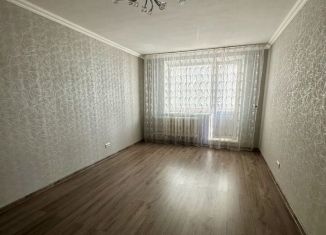 Продается 2-ком. квартира, 54 м2, Нефтекамск, улица Дзержинского, 28