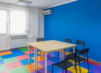 Сдаю в аренду офис, 17 м2, Краснодар, улица Карякина, 22