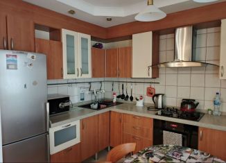 Продаю 3-ком. квартиру, 62 м2, Нижегородская область, 3-й микрорайон, 8