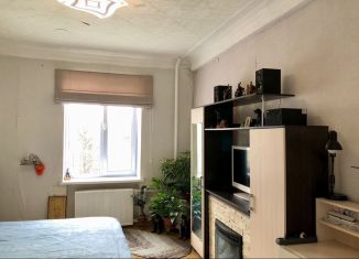 Продаю 3-комнатную квартиру, 68.3 м2, Златоуст, проспект Мира, 10