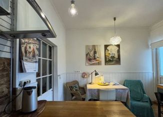 Продам 3-комнатную квартиру, 130 м2, деревня Гаврилково, улица 1-й Квартал, 6, ЖК Новый Эдем