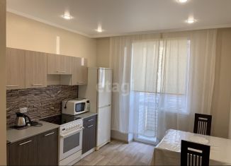 Продаю 1-ком. квартиру, 34.5 м2, Тюмень, улица Дмитрия Менделеева, 2к2, ЖК Кристалл