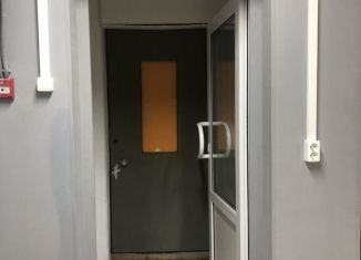 Продаю помещение свободного назначения, 49.7 м2, Мурино, улица Шоссе в Лаврики, 83