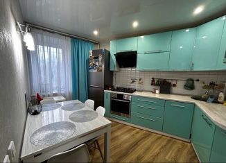 3-комнатная квартира на продажу, 62 м2, Воткинск, улица Мира, 27