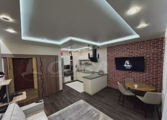 Продается 1-комнатная квартира, 44.4 м2, Тюмень, улица Парада Победы, 9, ЖК Зелёный Мыс