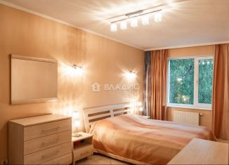 Сдается 2-комнатная квартира, 81.4 м2, Калининградская область, Новая улица, 8