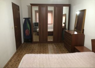 Сдам в аренду 1-ком. квартиру, 30 м2, Грозный, проспект Ахмат-Хаджи Абдулхамидовича Кадырова, 101