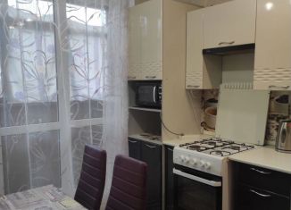 Сдам 1-ком. квартиру, 28 м2, посёлок Голубево, Изумрудная улица, 16