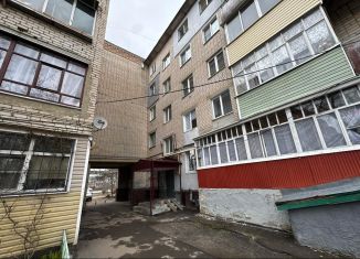 Продам 3-комнатную квартиру, 50.1 м2, Арзамас, улица 50 лет ВЛКСМ, 26