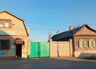 Продаю помещение свободного назначения, 1800 м2, Энгельс, Советская улица, 79