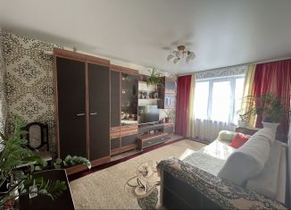 Двухкомнатная квартира на продажу, 43 м2, Сарапул, улица Крылова, 13