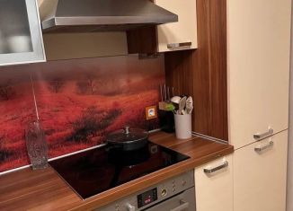 Сдам в аренду 2-ком. квартиру, 54 м2, Москва, Ленинский проспект, 156, район Тропарёво-Никулино