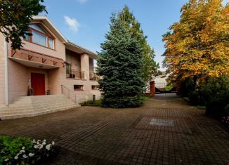 Продам коттедж, 550 м2, посёлок Александровская, Аграрная улица