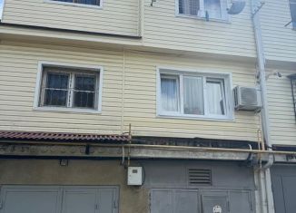 Продается гараж, 30 м2, Сочи, микрорайон Бытха, улица Бытха, 46