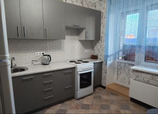 Сдам 1-ком. квартиру, 34.2 м2, Псков, улица Труда, 60, ЖК Пятый Элемент