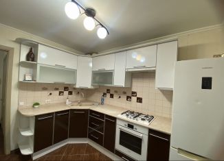 Сдам в аренду 2-комнатную квартиру, 52 м2, Йошкар-Ола, улица Анникова, 12В, микрорайон Западный