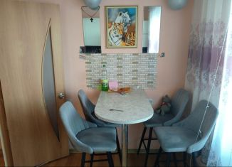 Сдаю в аренду трехкомнатную квартиру, 60 м2, посёлок городского типа Чульман, улица Кошевого, 2Б