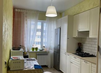 Продаю двухкомнатную квартиру, 60 м2, поселок Дубовое, Лунная улица