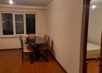 Сдача в аренду трехкомнатной квартиры, 80 м2, Грозный, проспект Ахмат-Хаджи Абдулхамидовича Кадырова