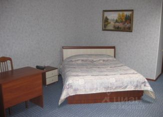 Однокомнатная квартира в аренду, 50 м2, Астрахань, Звёздная улица, 65