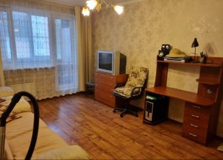 Продам 2-комнатную квартиру, 62 м2, Москва, Уваровский переулок, 2, станция Пенягино