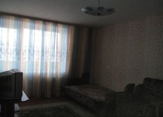 Сдам 1-комнатную квартиру, 35 м2, Апшеронск, улица Комарова, 105