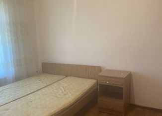 2-комнатная квартира в аренду, 36.5 м2, Нальчик, Шалушкинская улица, 1, район Стрелка