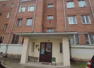 Многокомнатная квартира на продажу, 310 м2, Иваново, улица Батурина, 25