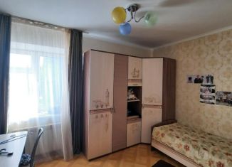 Продается 2-комнатная квартира, 69 м2, Якутск, улица Богдана Чижика, 27, микрорайон Авиагруппа